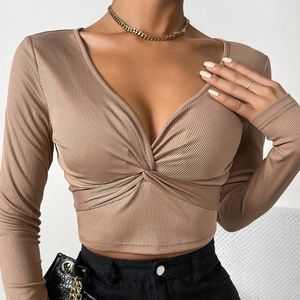 Rib Knit Front Twist long sleeve